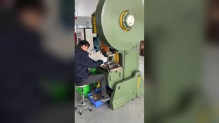 Cómo se fabrican los chips descalcificadores de agua de manantial Brisk