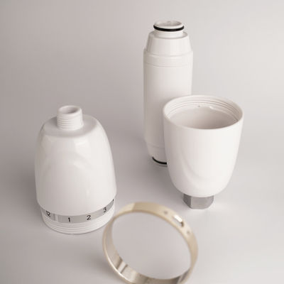 Accesorios terminales del cuarto de baño de la jarra del filtro de agua de la revitalización del filtro de agua para la ducha fija